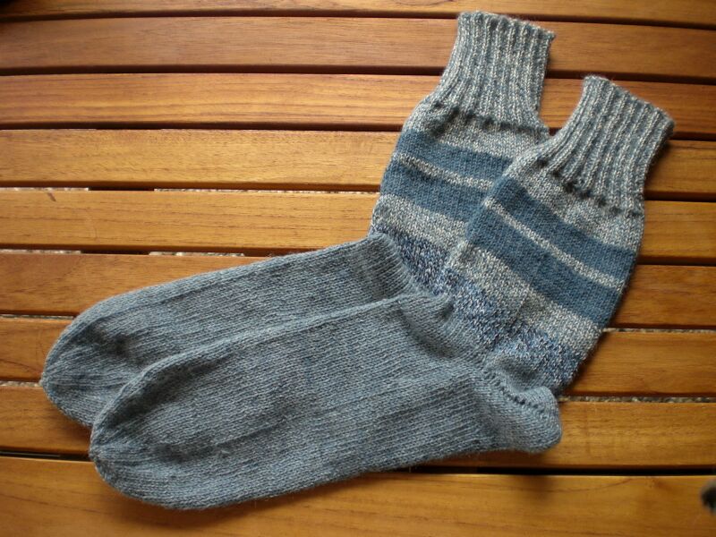 bunteSocken22.jpg (110321 Byte)