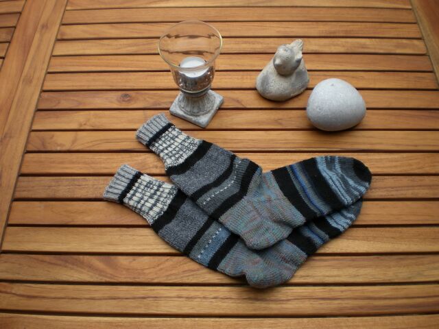 bunteSocken6.jpg (57793 Byte)